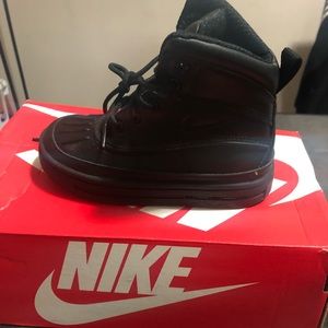 Nike Boots